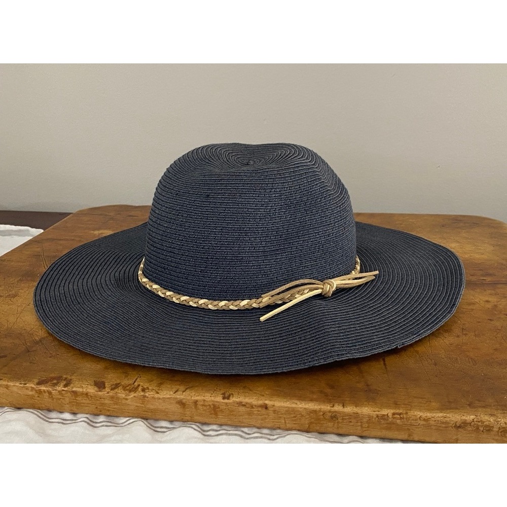 Saks Fifth Avenue Black Woven Straw Wide Brim Sun Hat Braided Leather Band Small